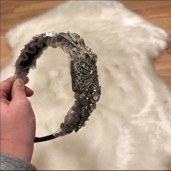 Like‎ New! Stunning rhinestone, sequin headband!